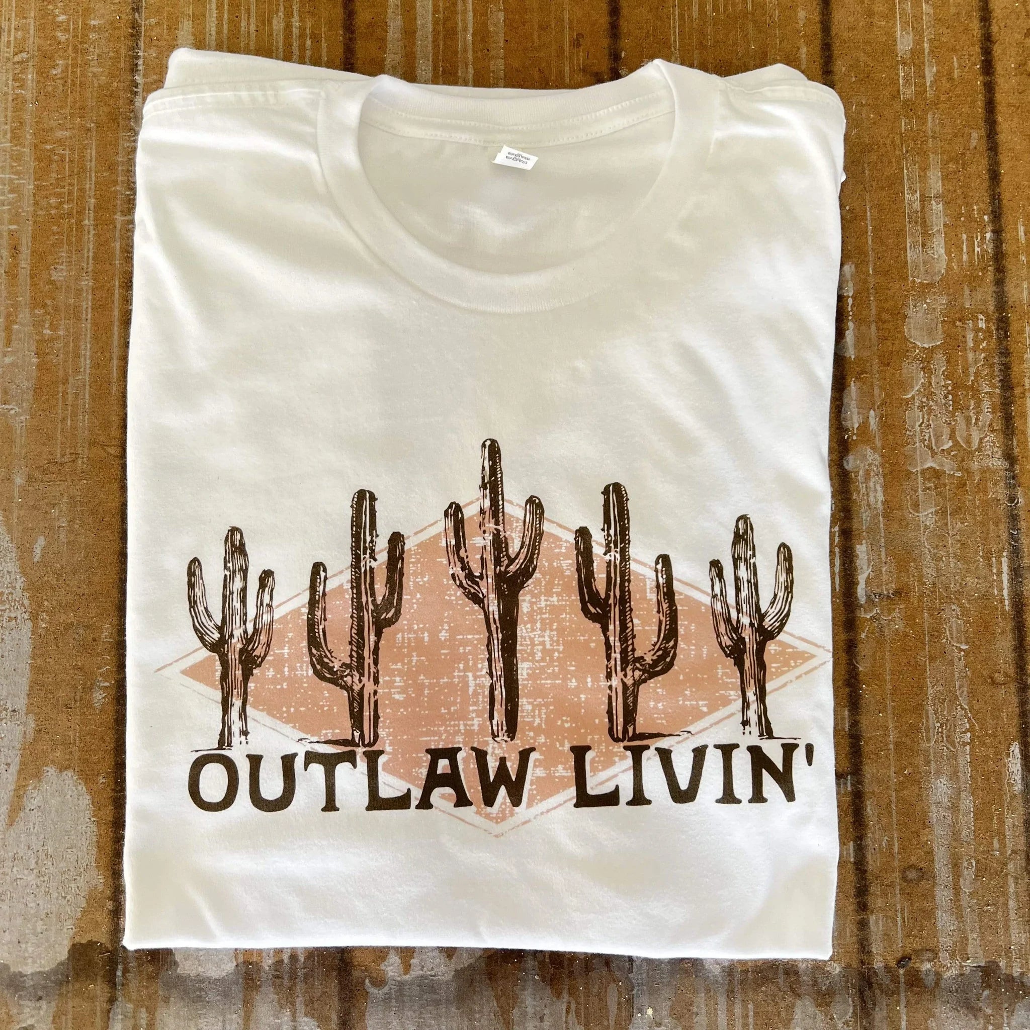 Online Exclusive | Outlaw Livin' Graphic Tee in White