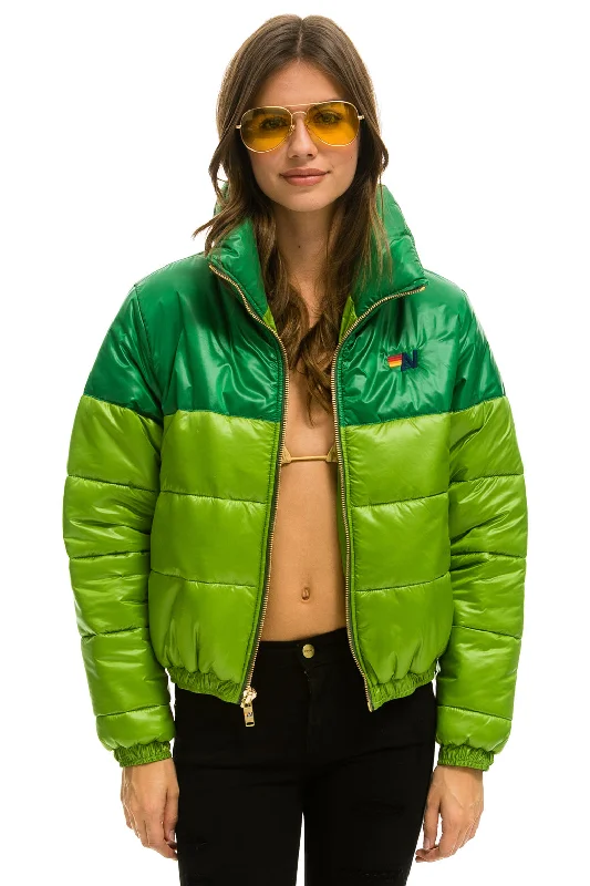 COLOR BLOCK HALF AND HALF APRES PUFFER JACKET - AMAZON GLOSSY